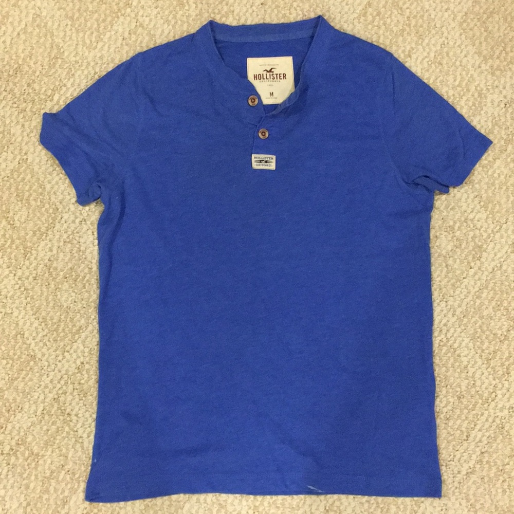 Hollister shirt